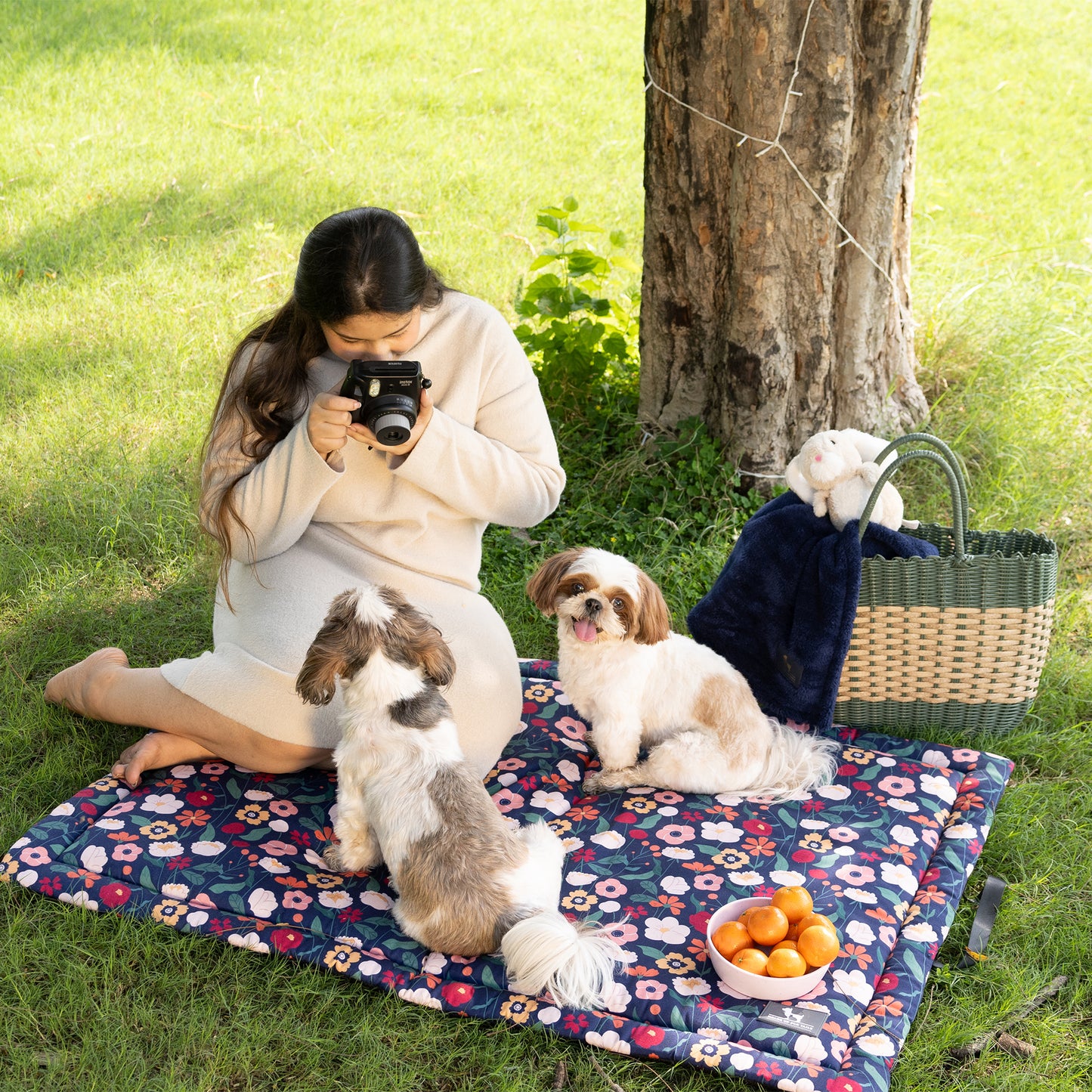 HUFT Floral Fusion Mat For Dog & Cat - Navy - Heads Up For Tails