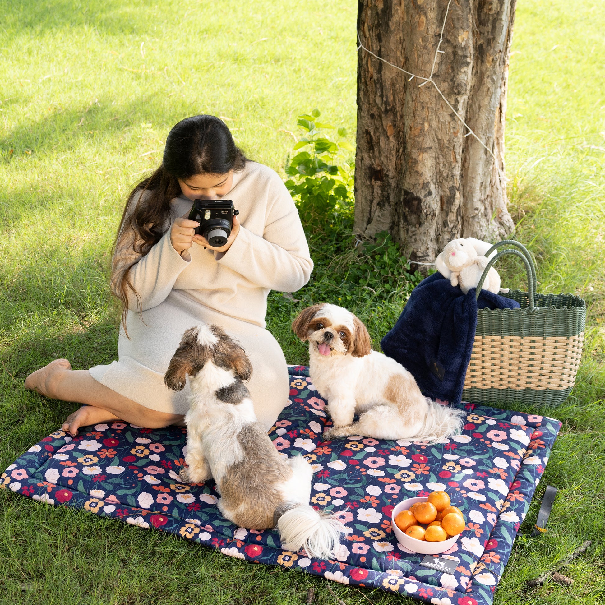 HUFT Floral Fusion Mat For Dog & Cat - Navy - Heads Up For Tails