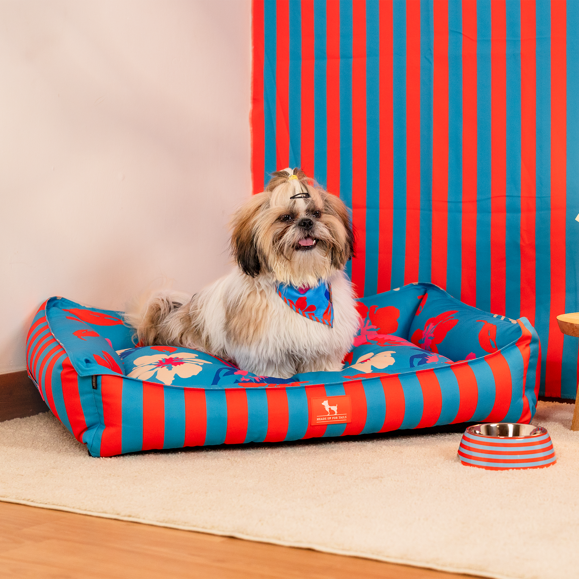 HUFT Summer Bloom Lounger Bed For Dog - Blue - Heads Up For Tails