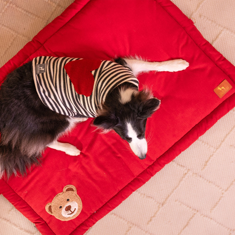 HUFT Snuggle Bear Mat For Dog - Red - Heads Up For Tails