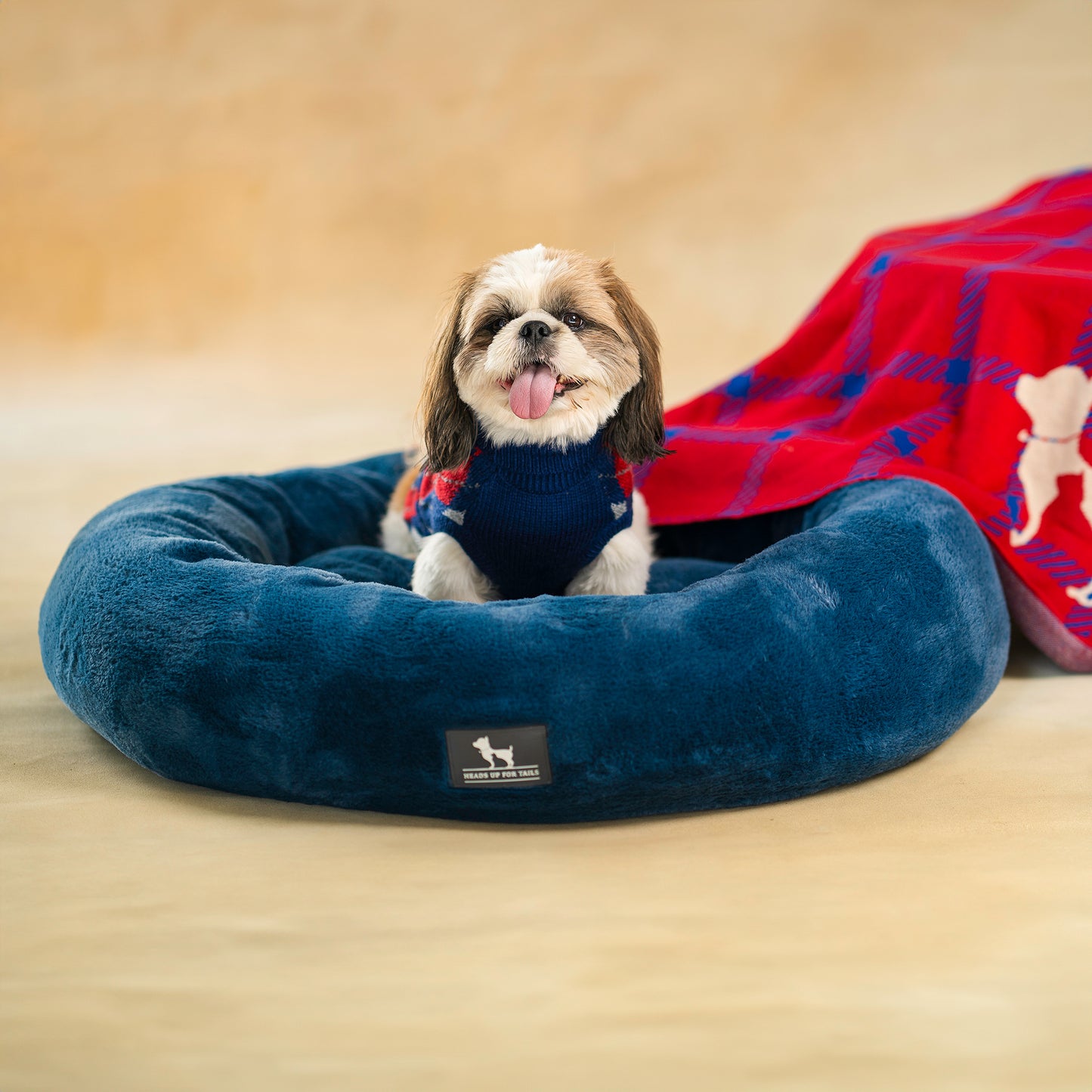 HUFT Furry Donut Pet Bed - Navy Blue - Heads Up For Tails