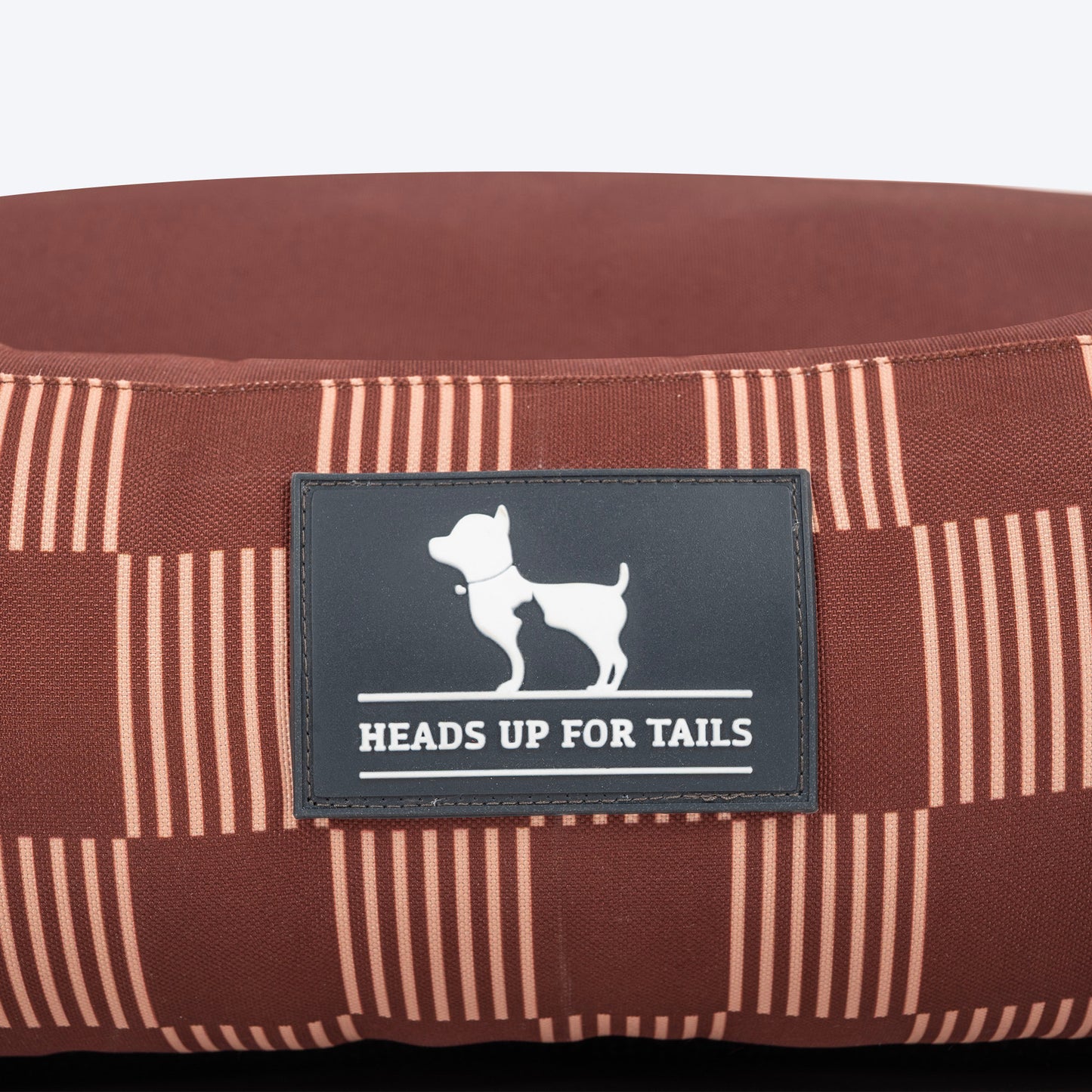 HUFT Walnut Weave Lounger Bed For Dog - Brown - Heads Up For Tails