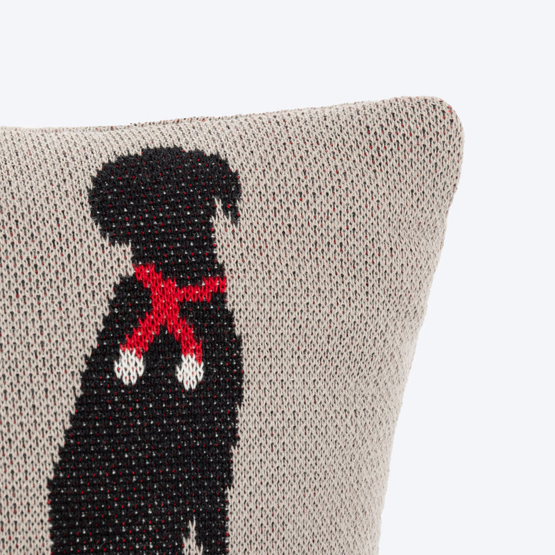 HUFT Winter Woofs Cushion for Pet Lovers - Heads Up For Tails