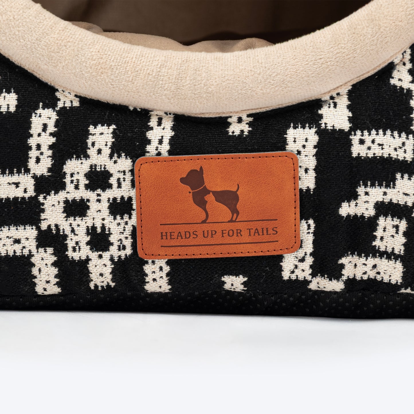 HUFT Furbulous Tent Bed For Cat - Black & White - Heads Up For Tails