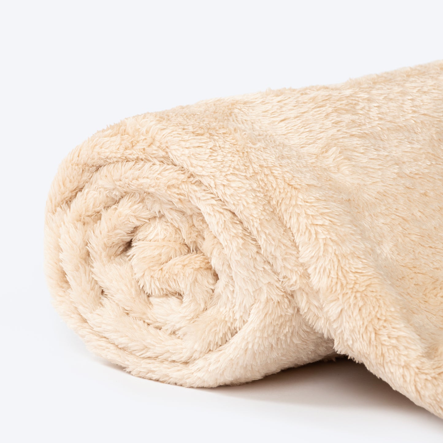 HUFT Furry Wrap Blanket For Dog & Cat - Cream