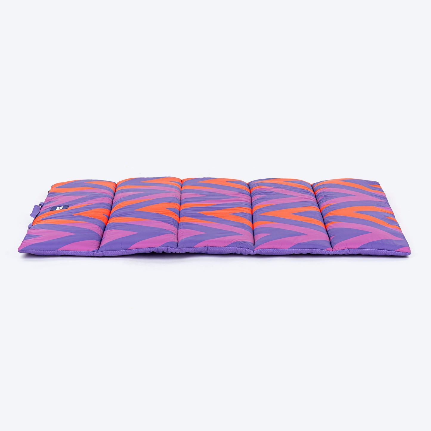 Dash Dog Zig Zaggers Water Repellent Portable Mat For Dog - Orange & Purple - Heads Up For Tails