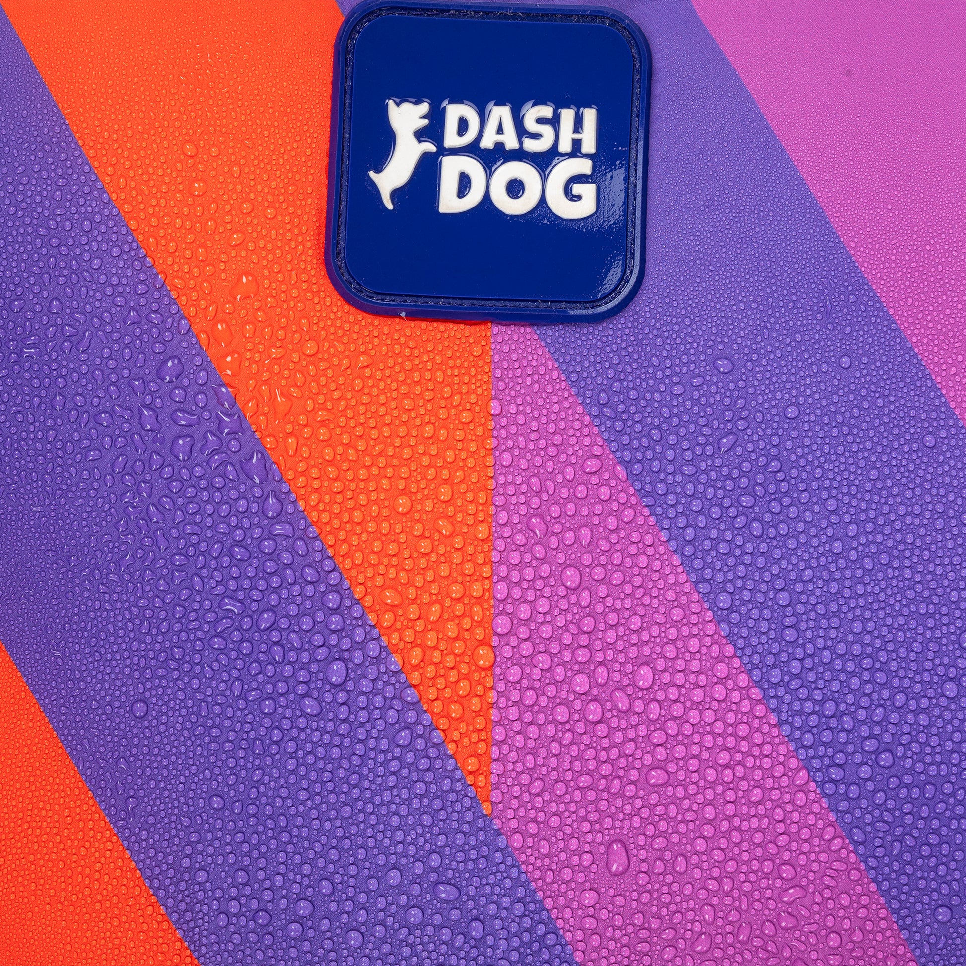Dash Dog Zig Zaggers Water Repellent Portable Mat For Dog - Orange & Purple - Heads Up For Tails
