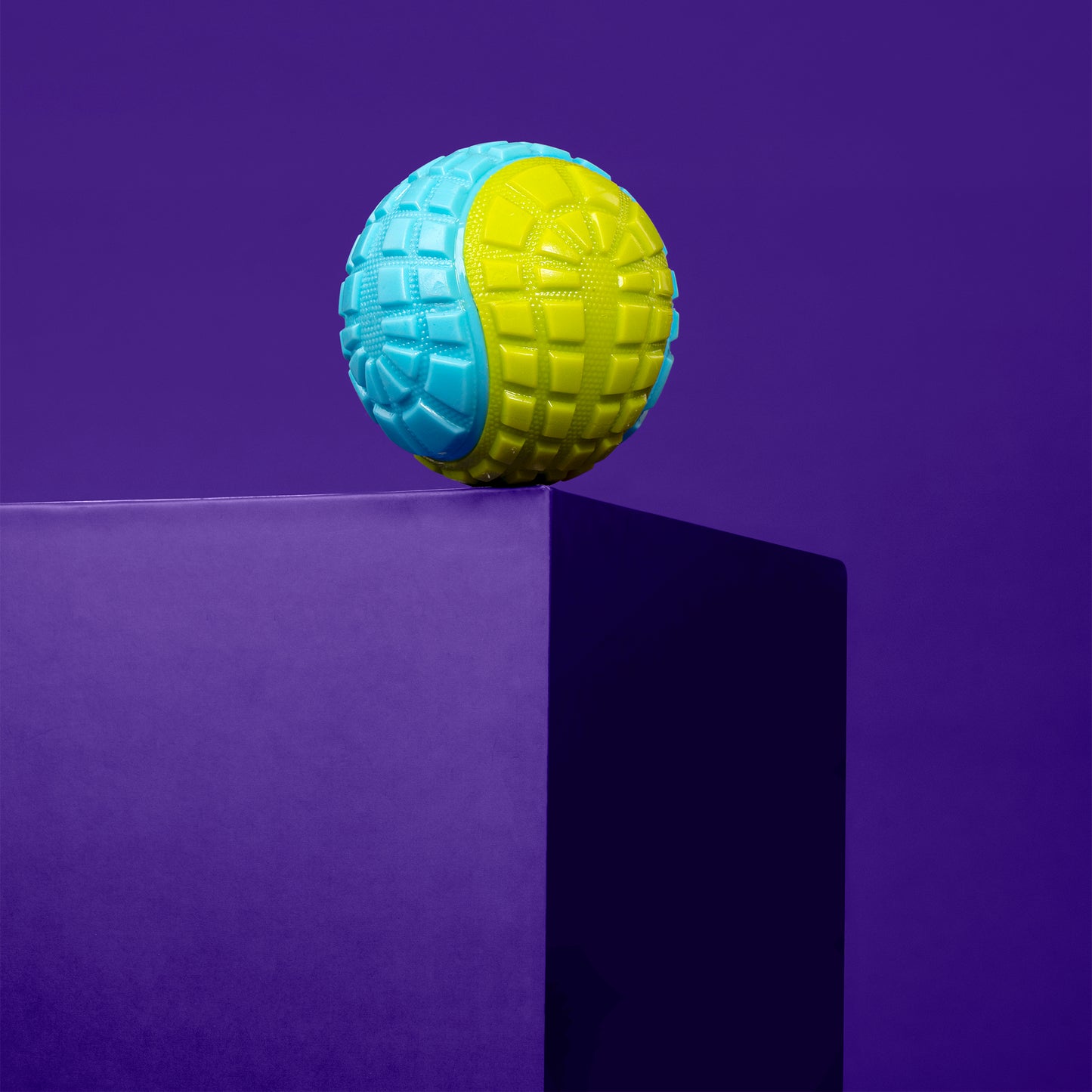 Dash Dog Squeaky Serve Tennis Ball Fetch Toy For Dog - Blue & Green - Heads Up For Tails