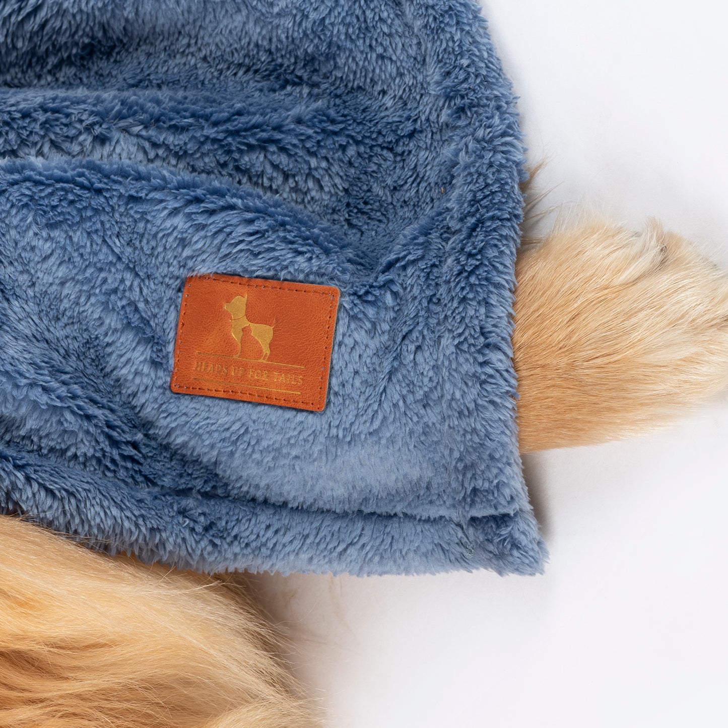 HUFT Furry Wrap Blanket For Dog & Cat - Powder Blue - Heads Up For Tails