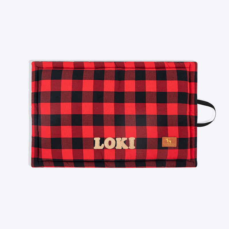 HUFT Personalised Checkered Cuddle Mat For Dog & Cat - Red & Black - Heads Up For Tails