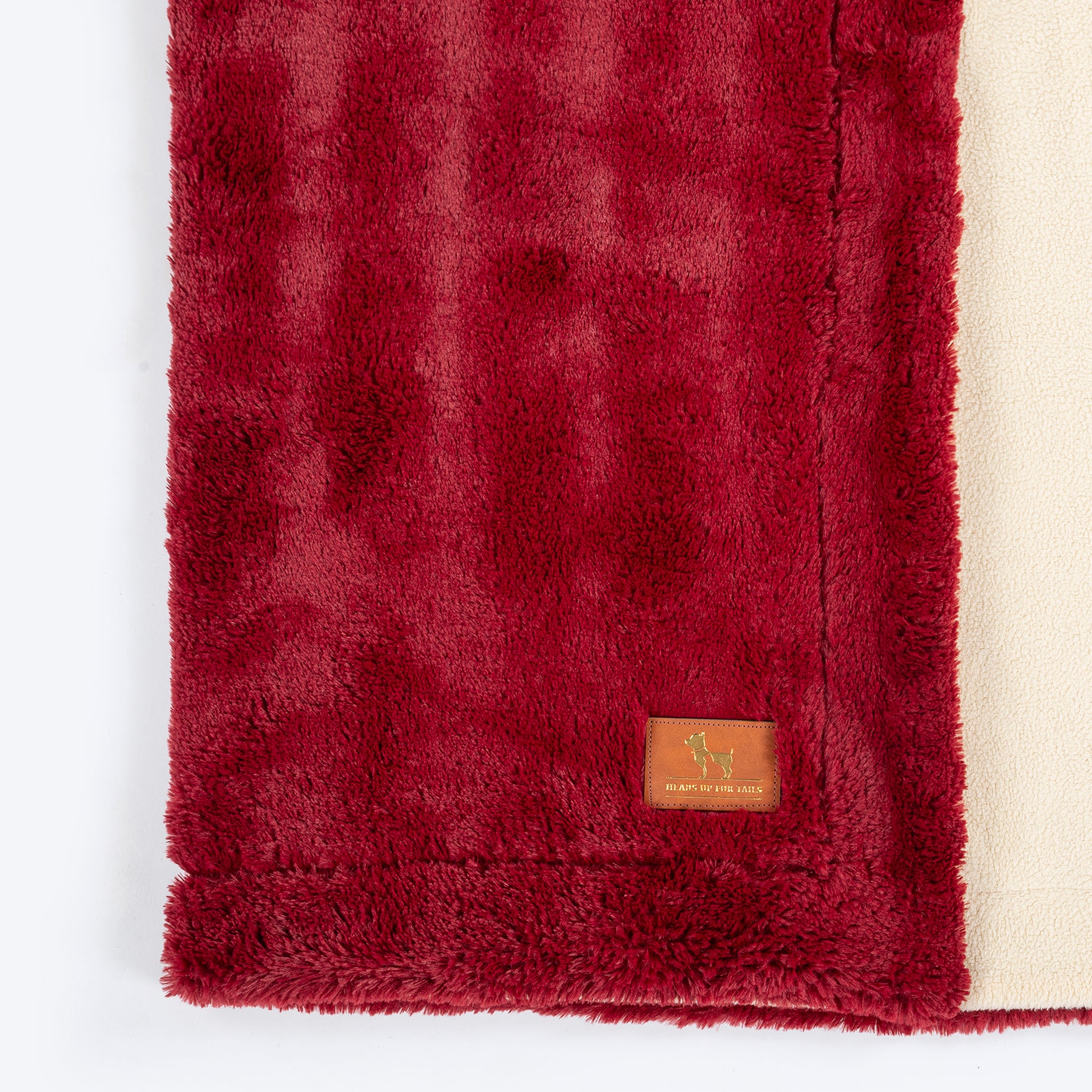 HUFT Furry Comfort Blanket For Dog & Cat - Red & Beige - Heads Up For Tails