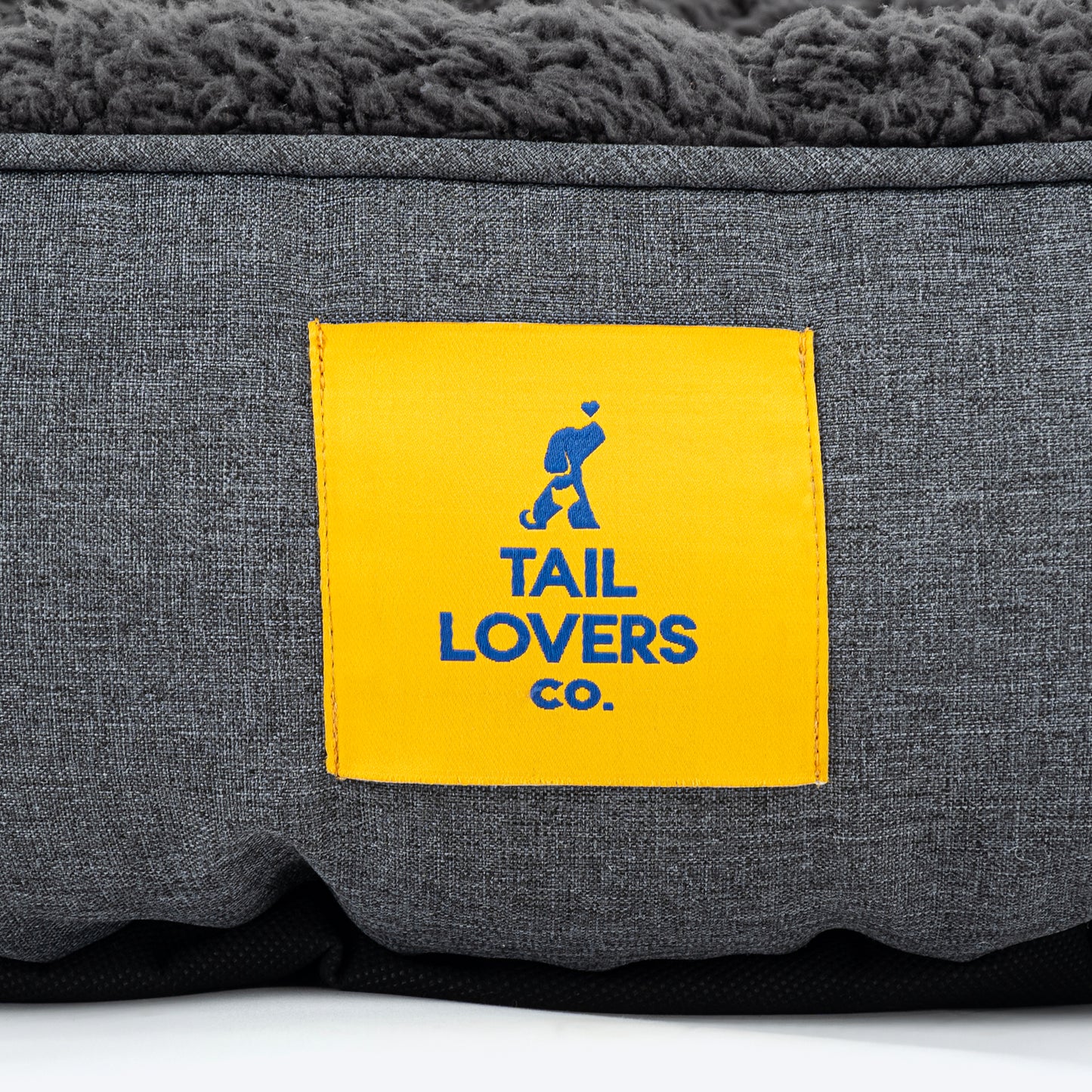 TLC Round Retreat Pet Bed - Dark Grey - Heads Up For Tails