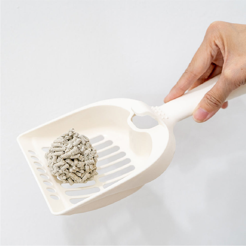 Nurture Pro Tofu Cat Litter (Flushable & Lasts 4 Weeks) - Charcoal - 2.75 kg - Heads Up For Tails