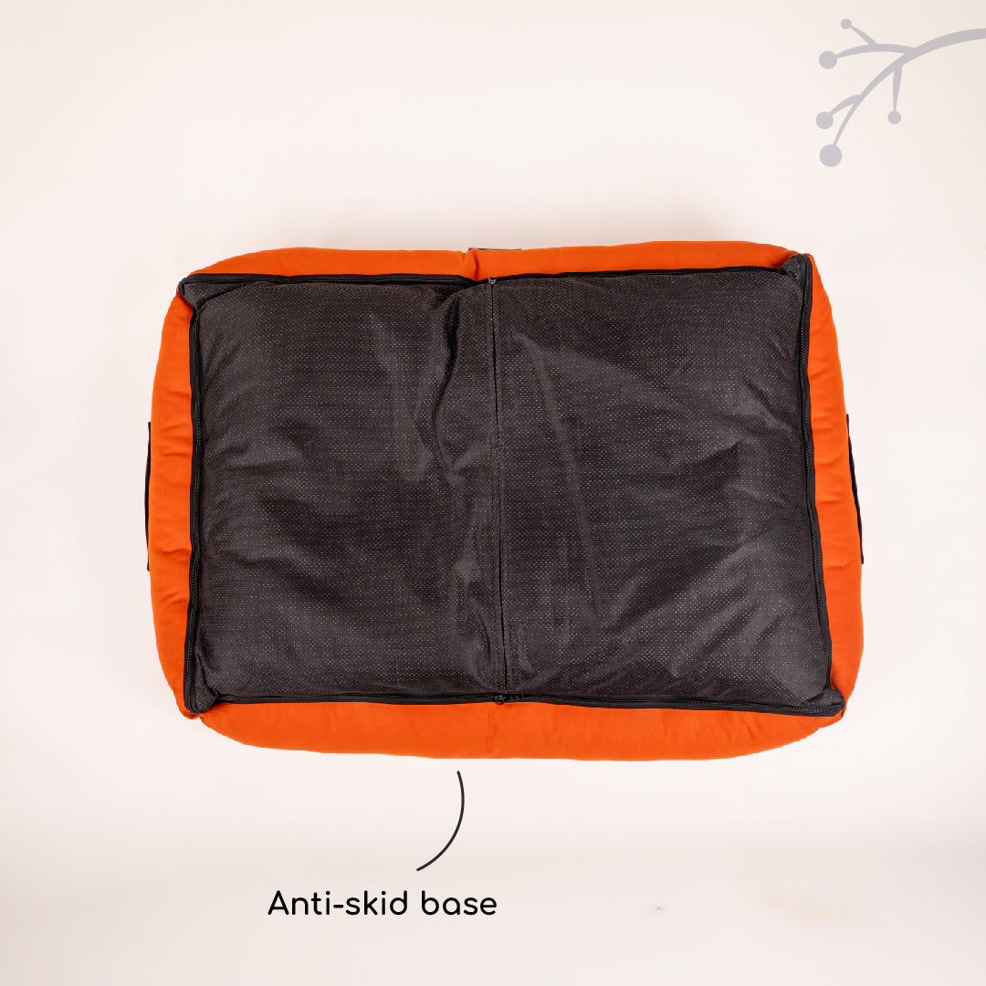 HUFT Classic Lounger Dog Bed - Navy & Rust - Heads Up For Tails