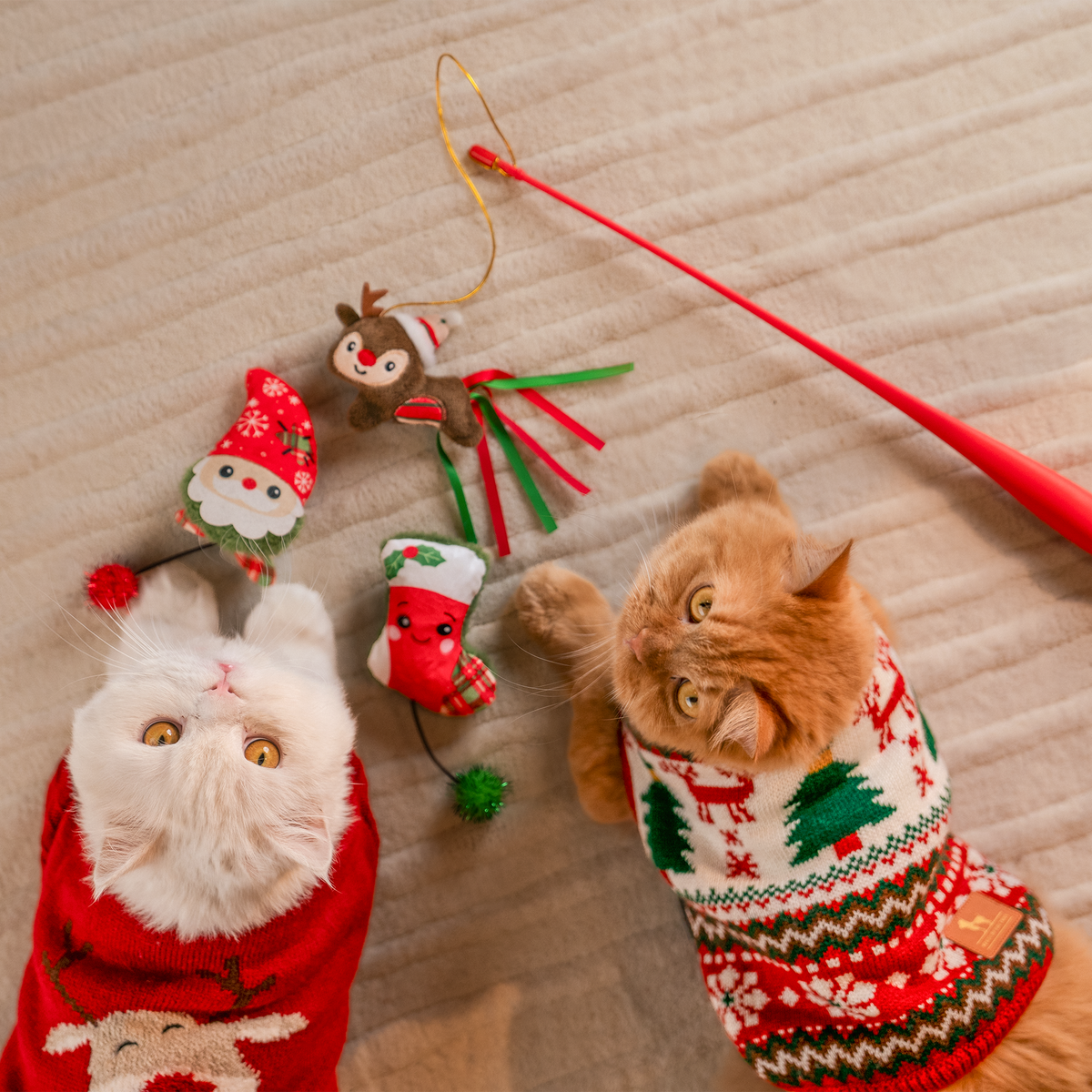 HUFT Ho Ho Holiday Plush Toys For Cat - Set of 2 - Heads Up For Tails