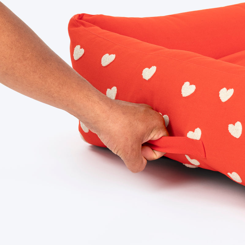 HUFT Sweethearts Lounger Bed For Dog - Red