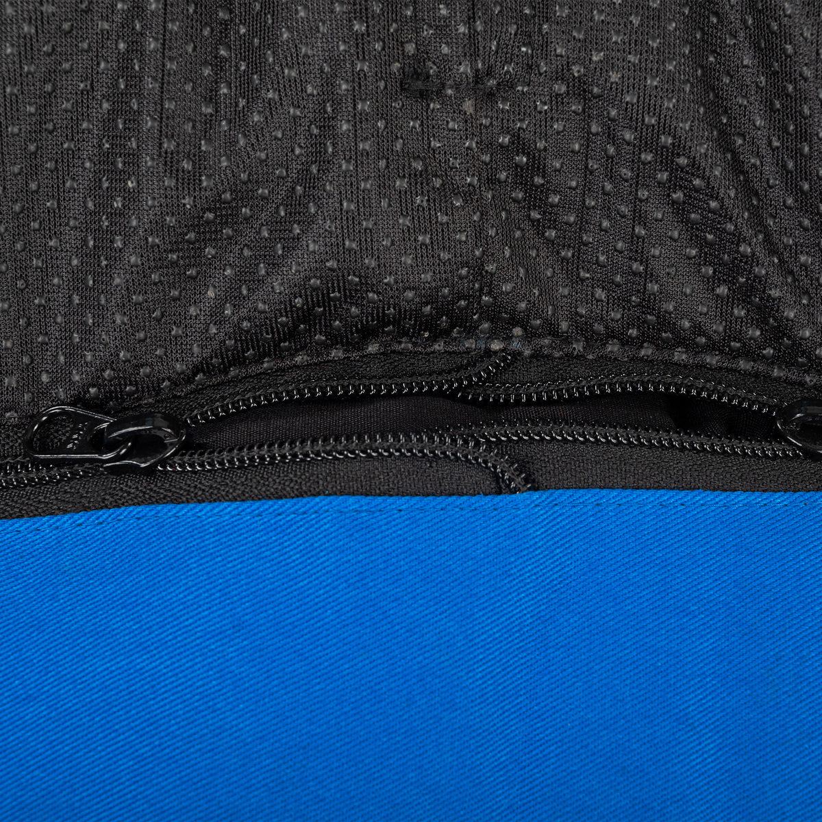 HUFT Classic Lounger Dog Bed - Blue & Turquoise - Heads Up For Tails