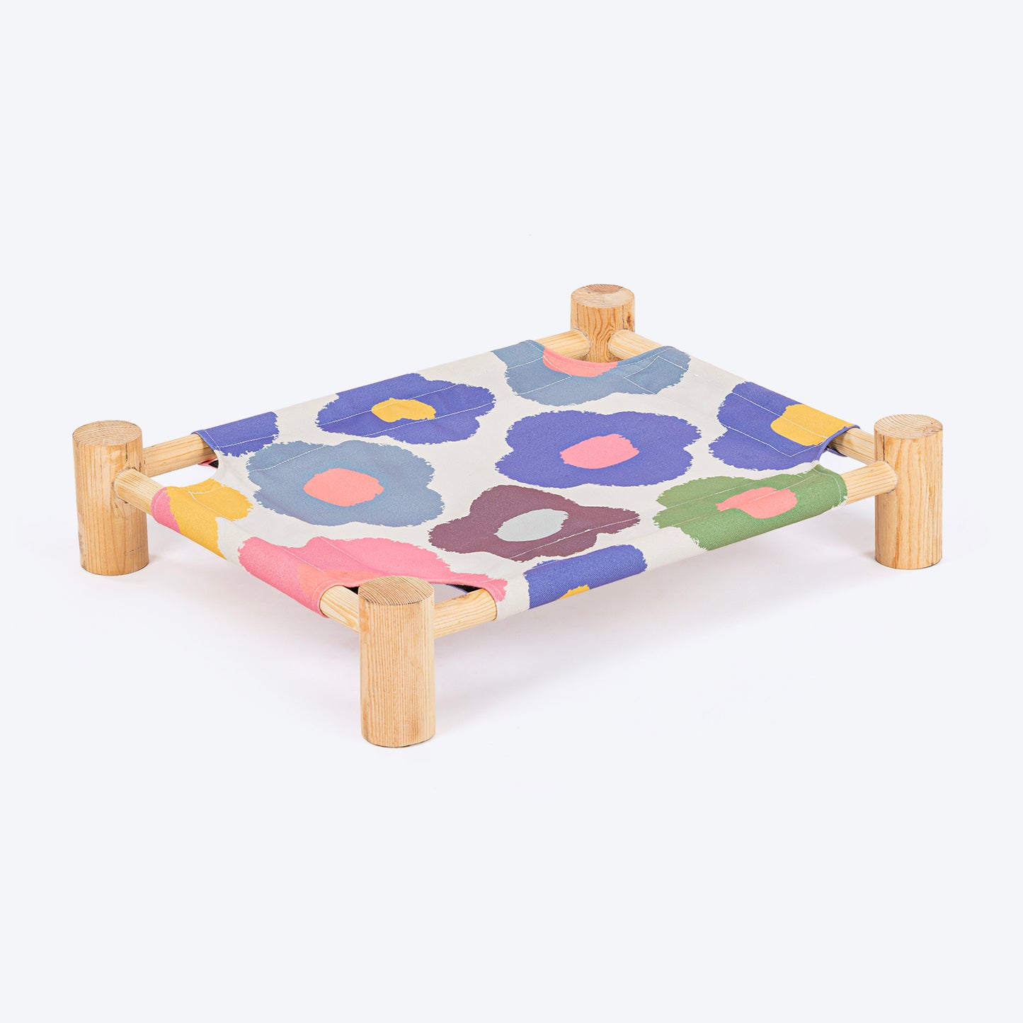 HUFT Elevated Cot Bed For Cat - Multicolor