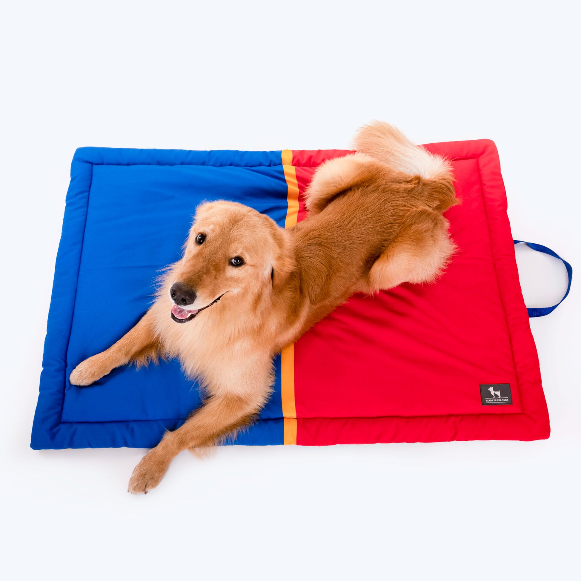 HUFT Nappy Noons Pet Mat - Red & Blue_02