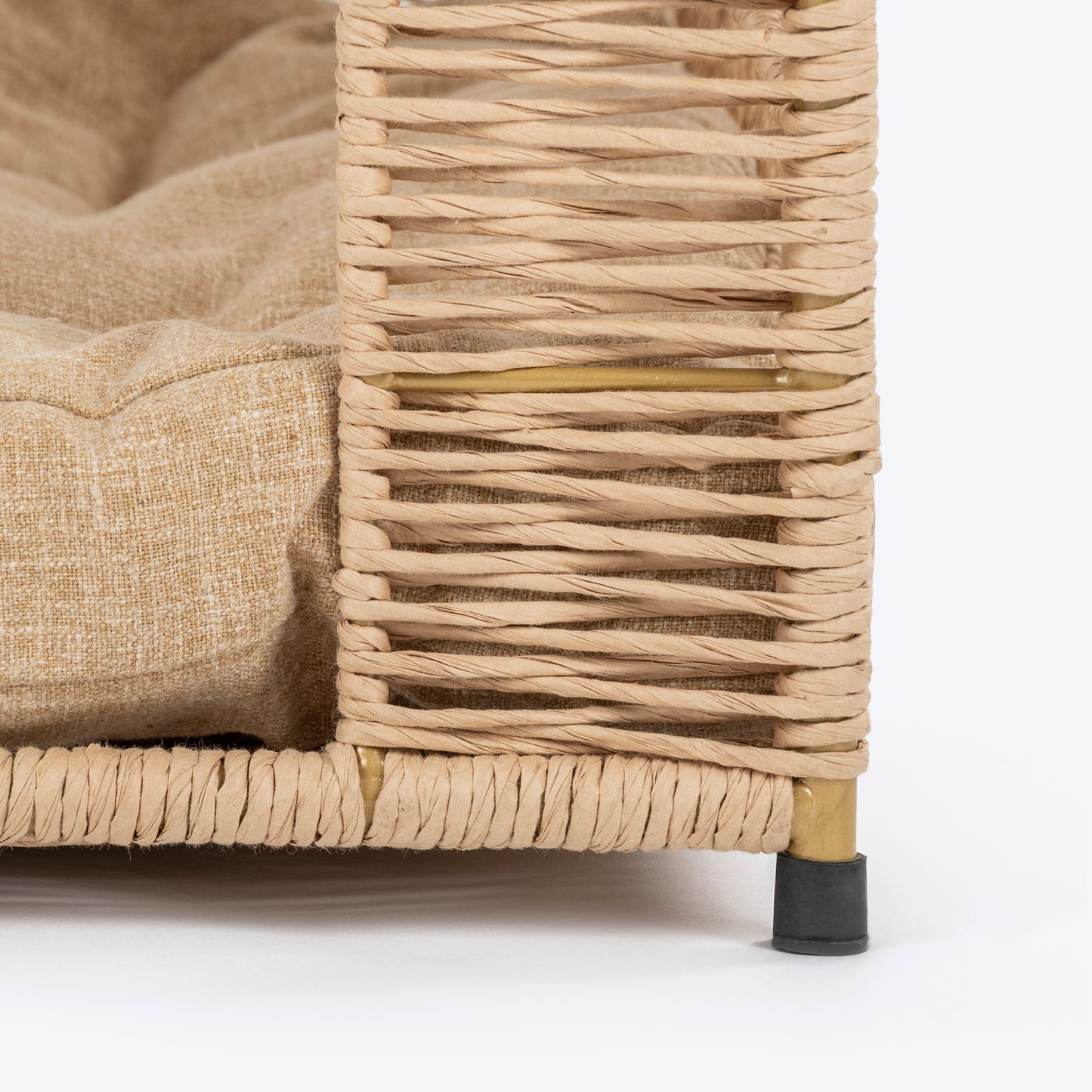 HUFT Furry Fort Hut With Cushion For Cat - Beige