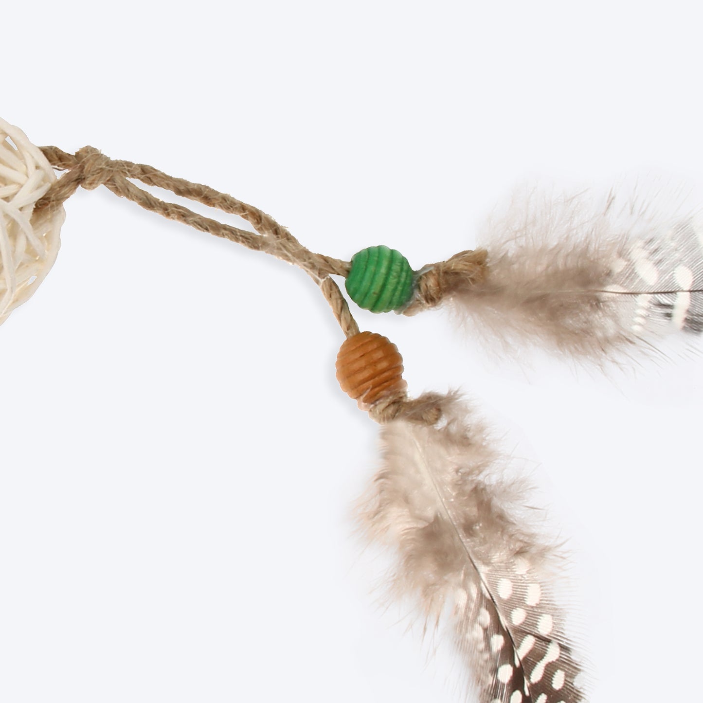 GiGwi Eco Line Catch And Scratch Cat Toy With Rattle Wood Brown Feathers - Heads Up For Tails