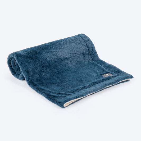 HUFT Furry Reversible Blanket For Dogs & Cats - Navy Blue & Beige - Heads Up For Tails