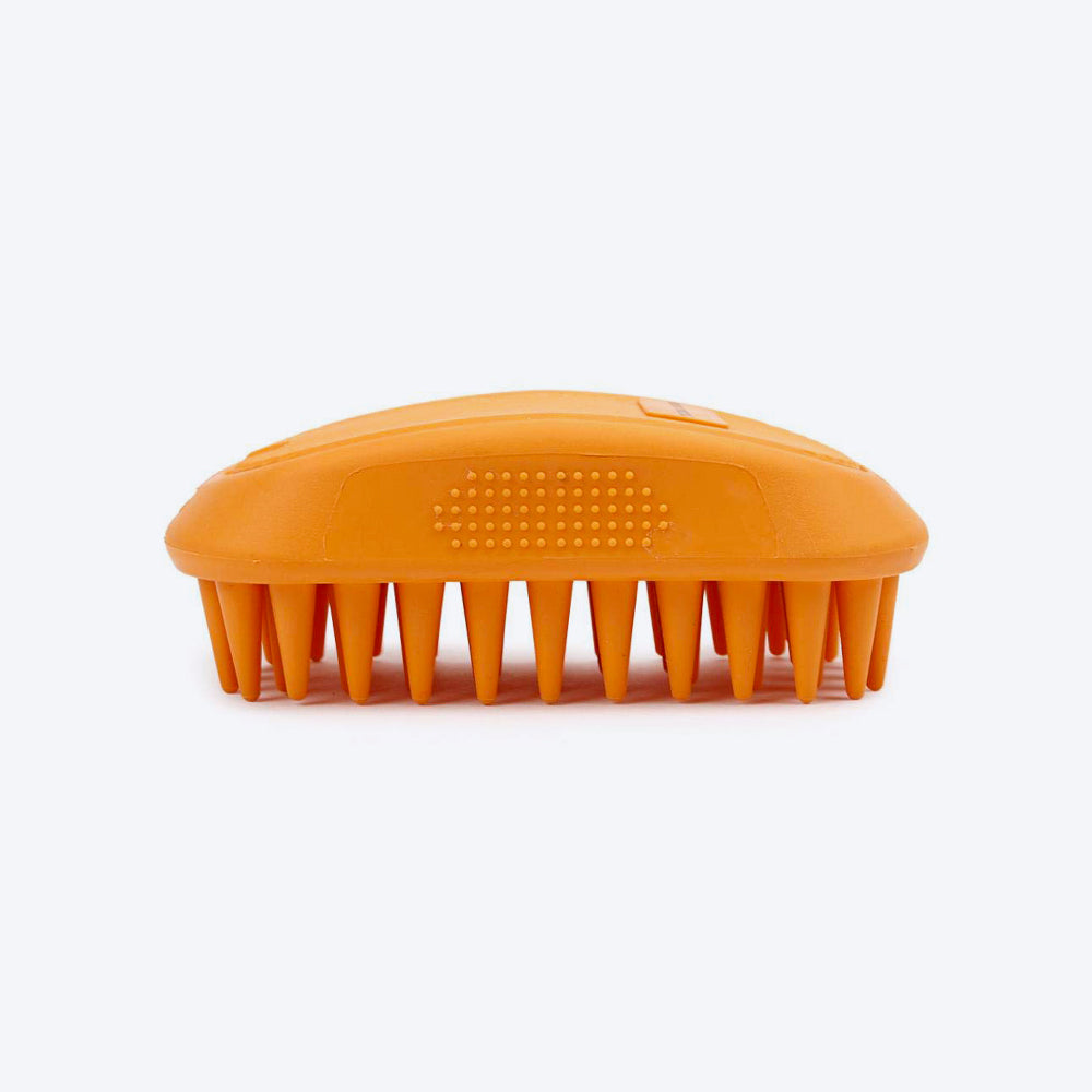 Pet wash outlet brush