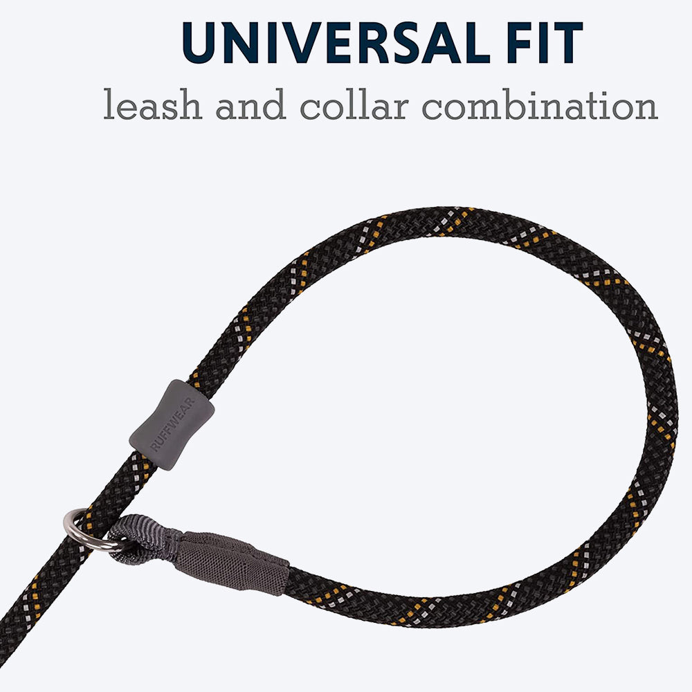 Ruffwear Just a Cinch Dog Leash Obsidian Black Heads Up For Tails